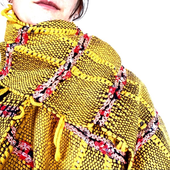 Hand crafted wrap - Picture 4 of 4